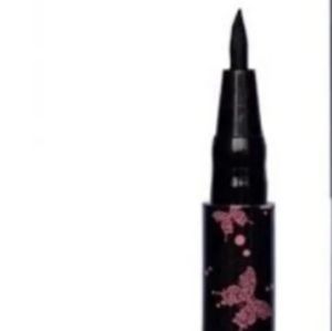 Seraphine Botanicals liquid eyeliner